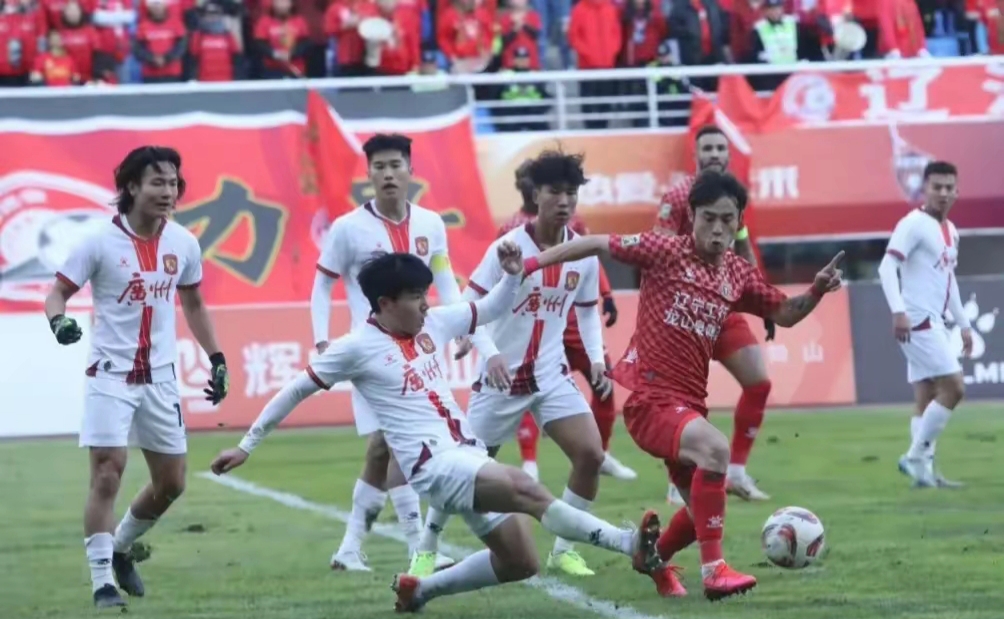 足球广州队主场在哪里